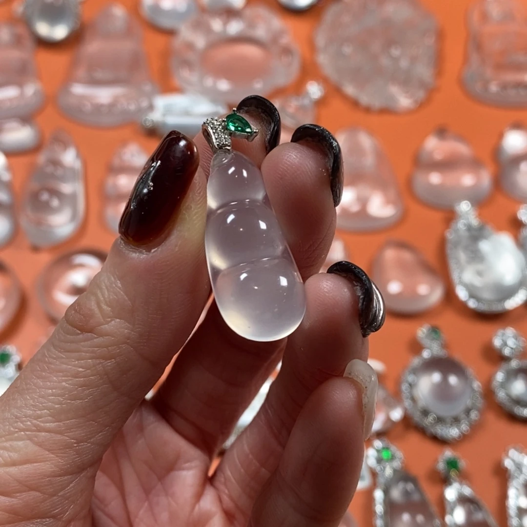 石英质玉银S925镶嵌颈饰圆满福豆