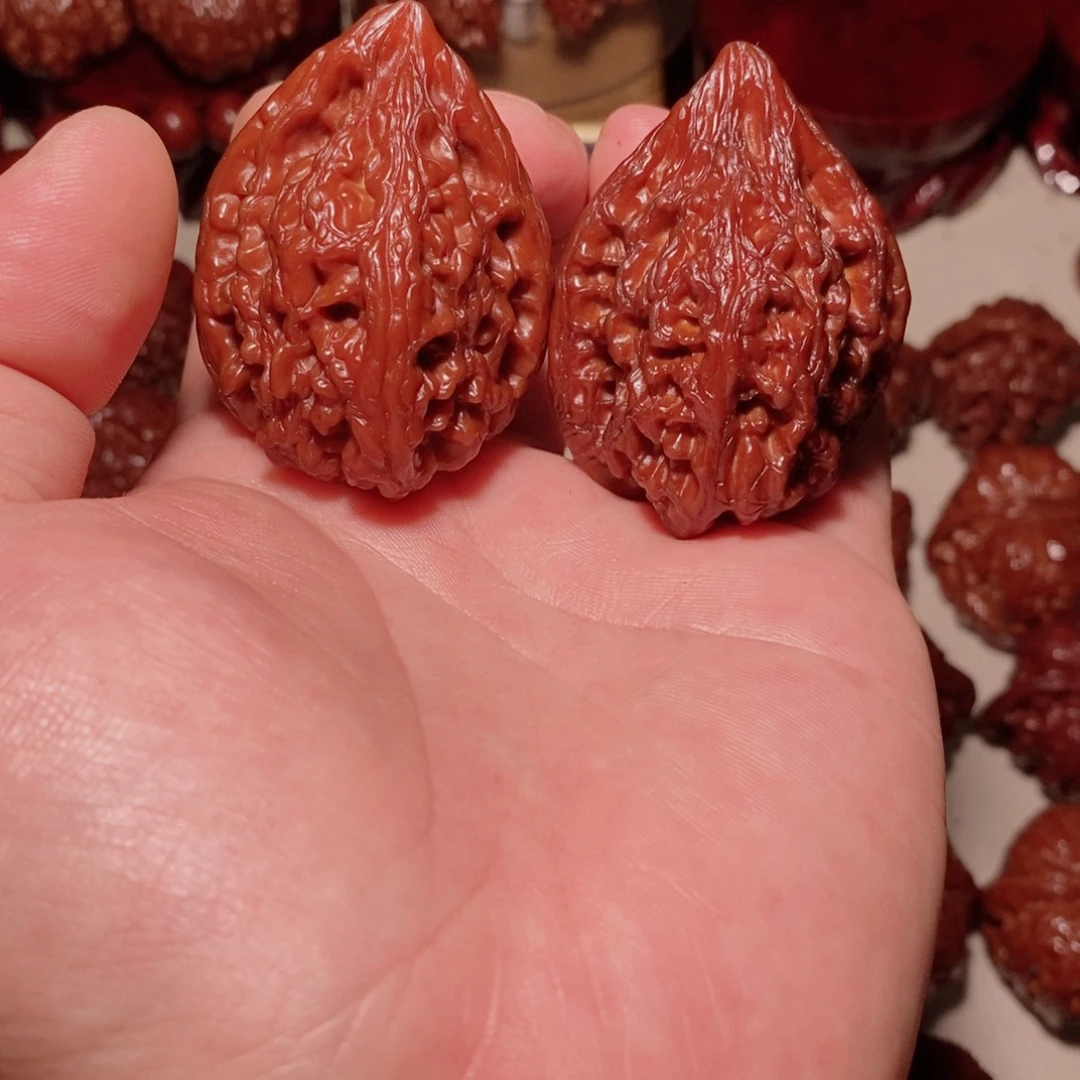 ****桃核吊坠大姑石大姑石