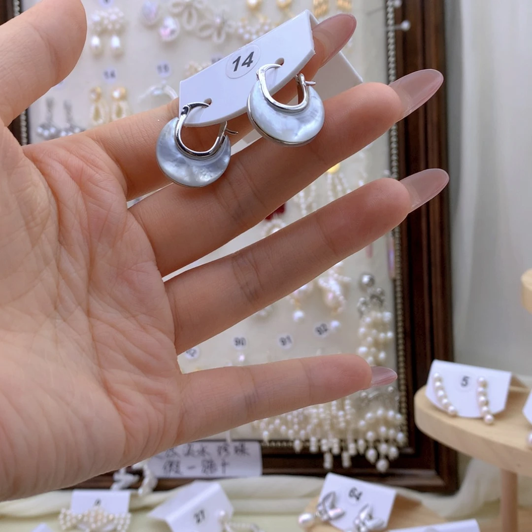 未镶嵌耳饰淡水珍珠