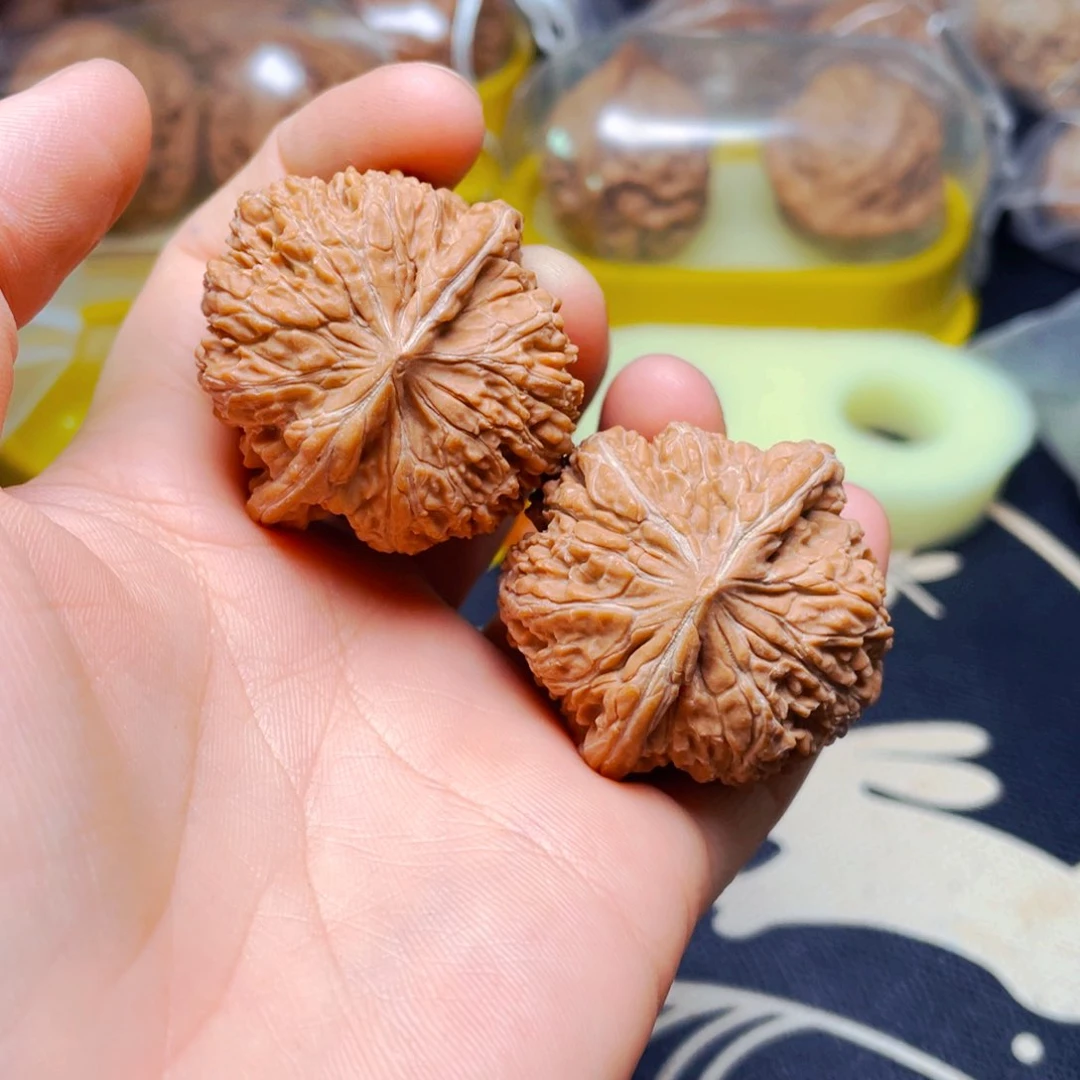 文玩核桃吊坠137狮子头