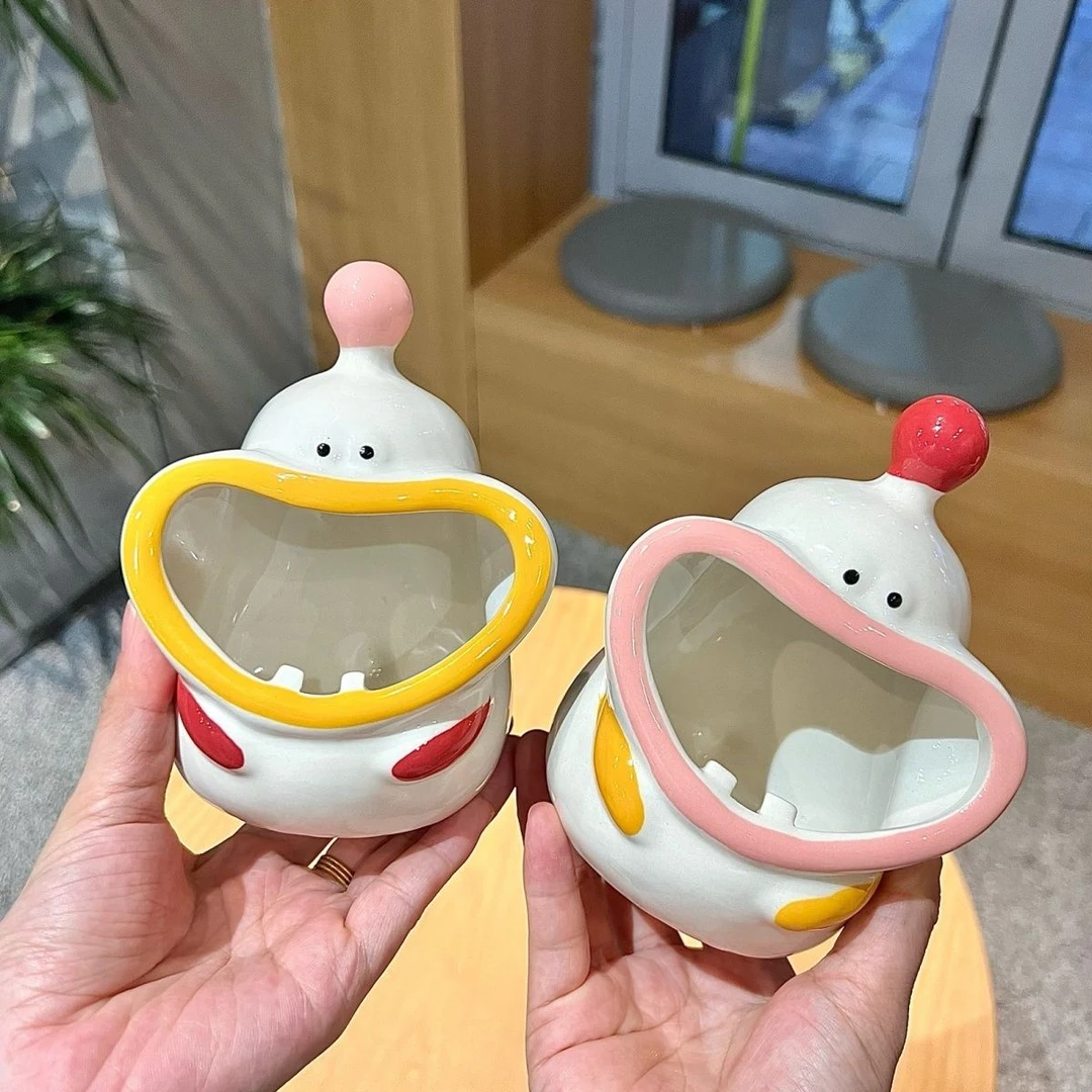 卡通感创意陶瓷烟灰缸防烟灰可爱家用烟灰缸办公室客厅茶几摆件qy