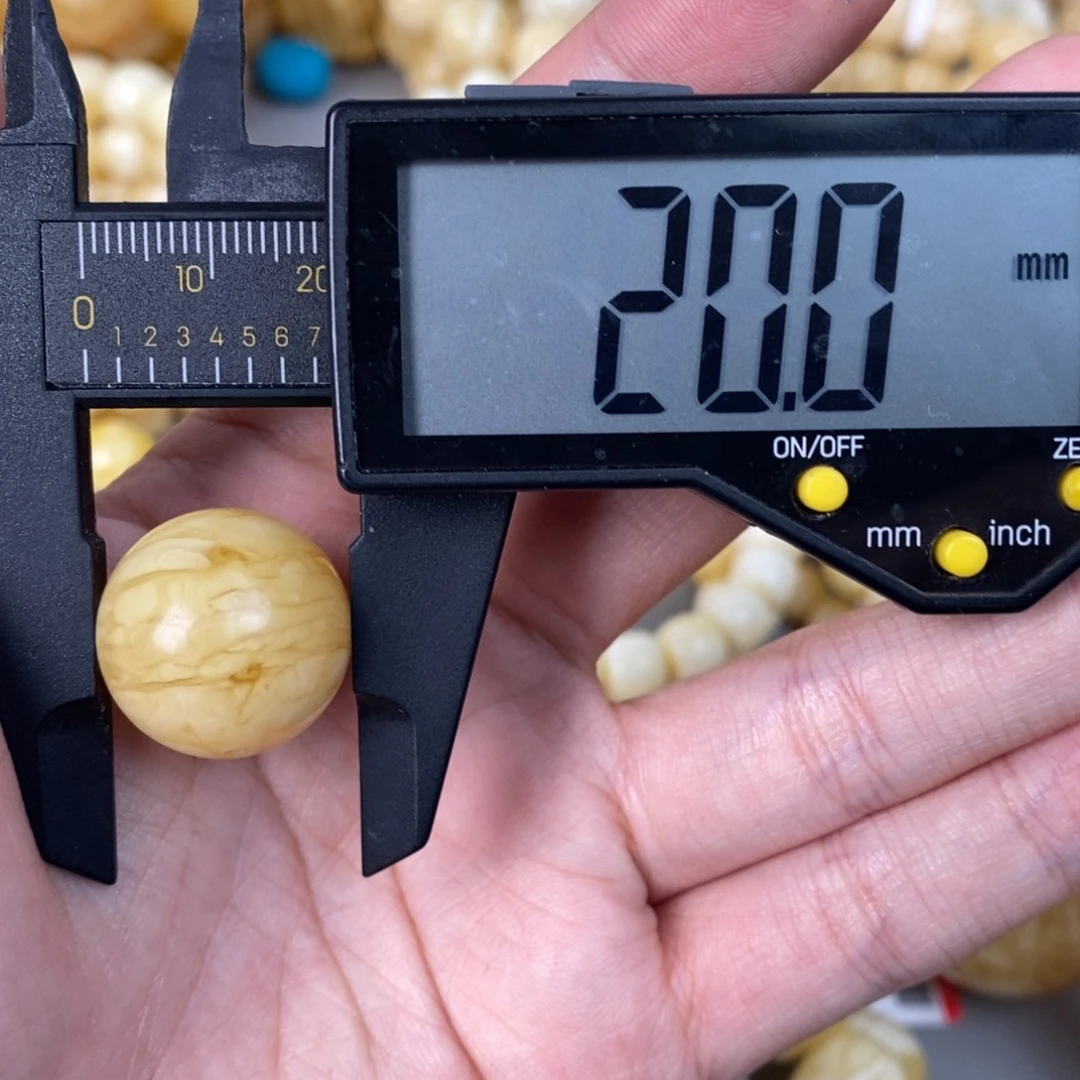 蜜蜡未镶嵌珠宝奇石4.5g