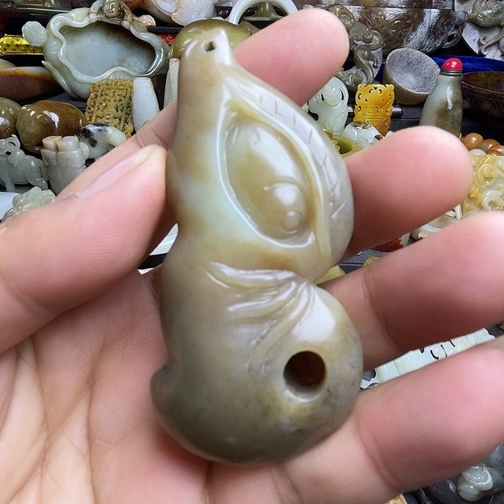 颈饰未镶嵌和田玉