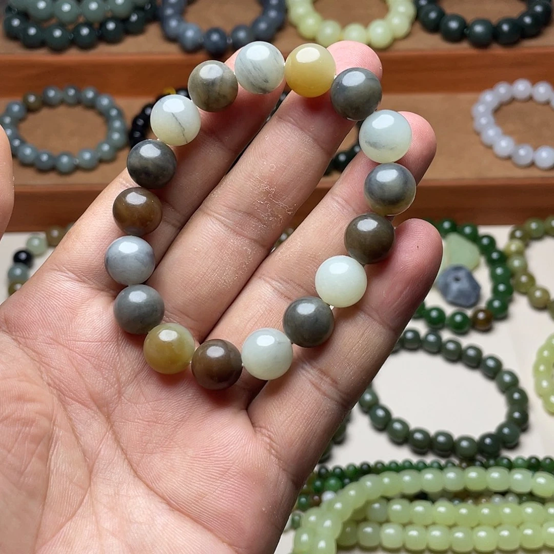 和田玉未镶嵌手串