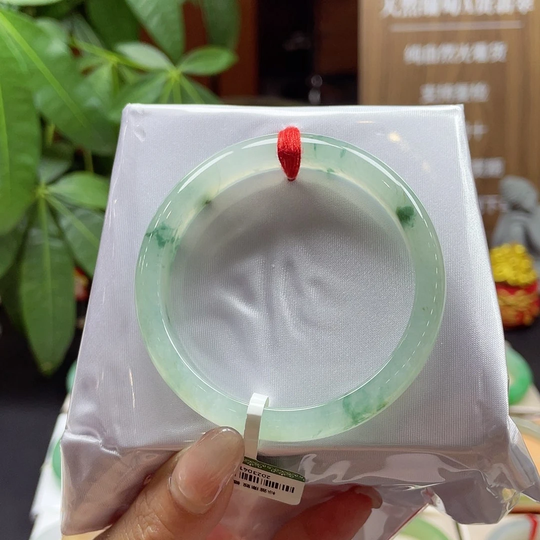 翡翠手镯未镶嵌5 号链接