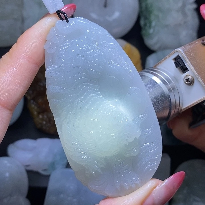 定制翡翠未镶嵌翡翠