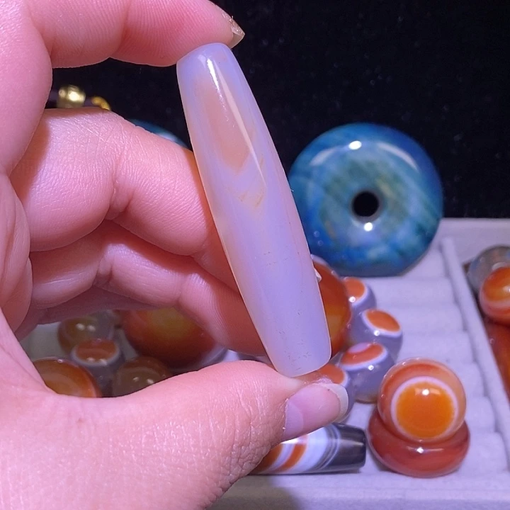 艾***^玛瑙/玉髓未镶嵌颈饰