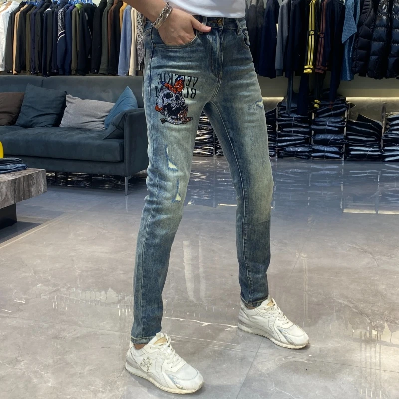 【也许家】新款秋冬时尚个性烫钻修身牛仔裤百搭中腰小脚裤BB76139