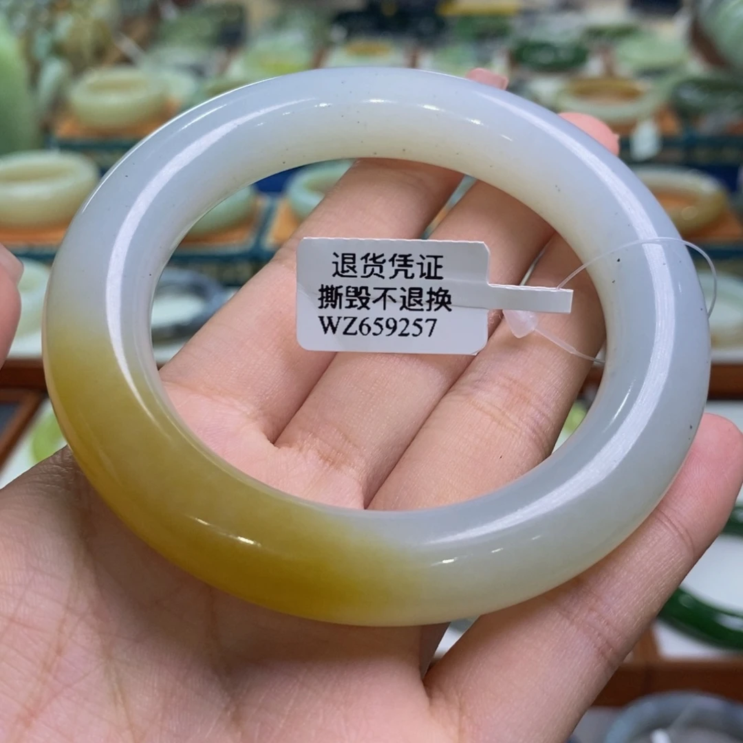 和田玉未镶嵌手镯且末糖白胖圆58/59
