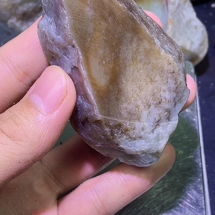 和田玉（糖玉）未镶嵌珠宝半成品