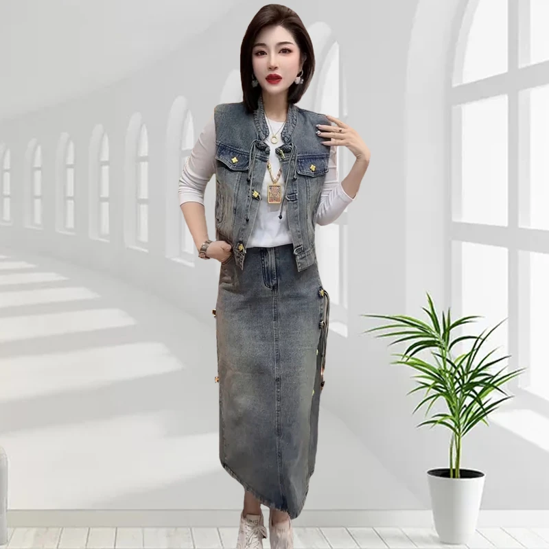 春季新款时尚洋气牛仔套装6219百搭减龄气质显瘦马甲+小衫+半身裙