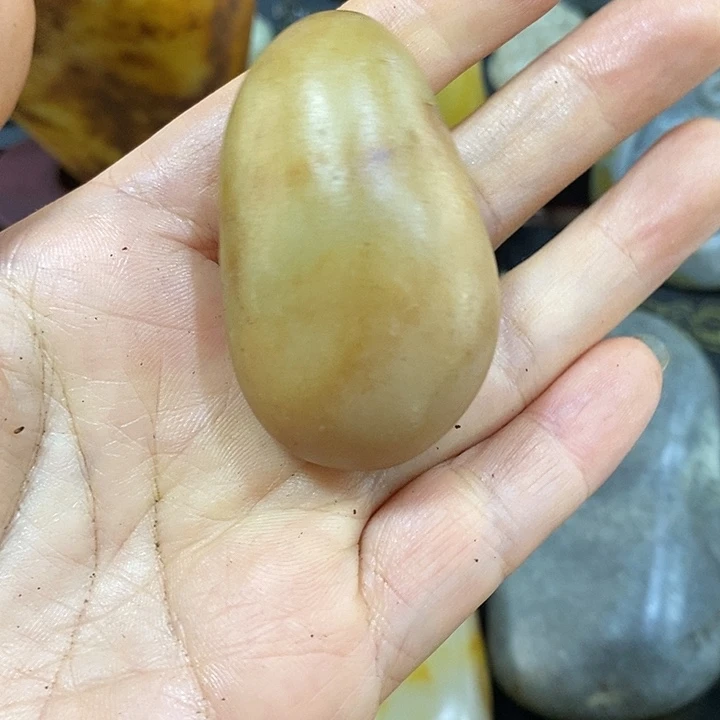 未镶嵌和田玉（糖玉）挂件