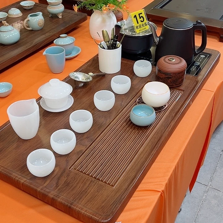 阿拉善茶盘等多种口味组合出餐品