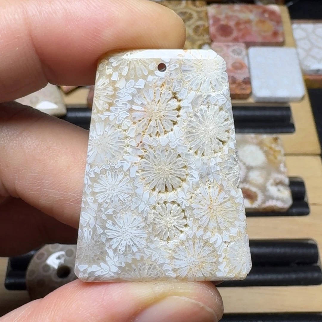 硅化玉纯天然色有机玉石未镶嵌