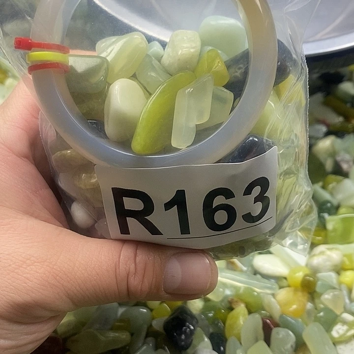 岫玉未镶嵌鱼缸石