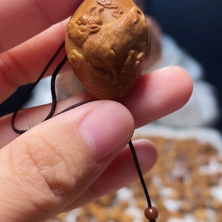 橄榄核吊坠橄榄核