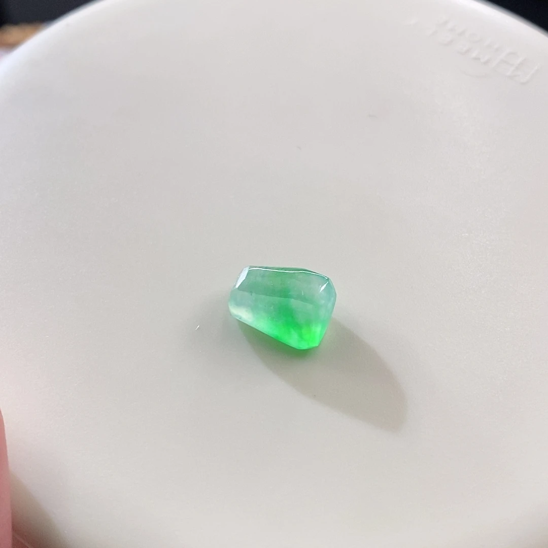 散珠翡翠高冰极光绿