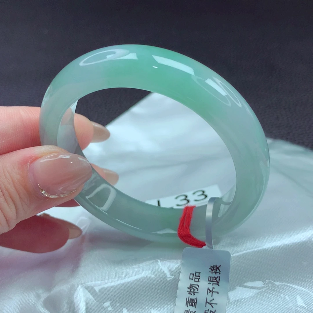 翡翠手镯未镶嵌羊*羊手镯88