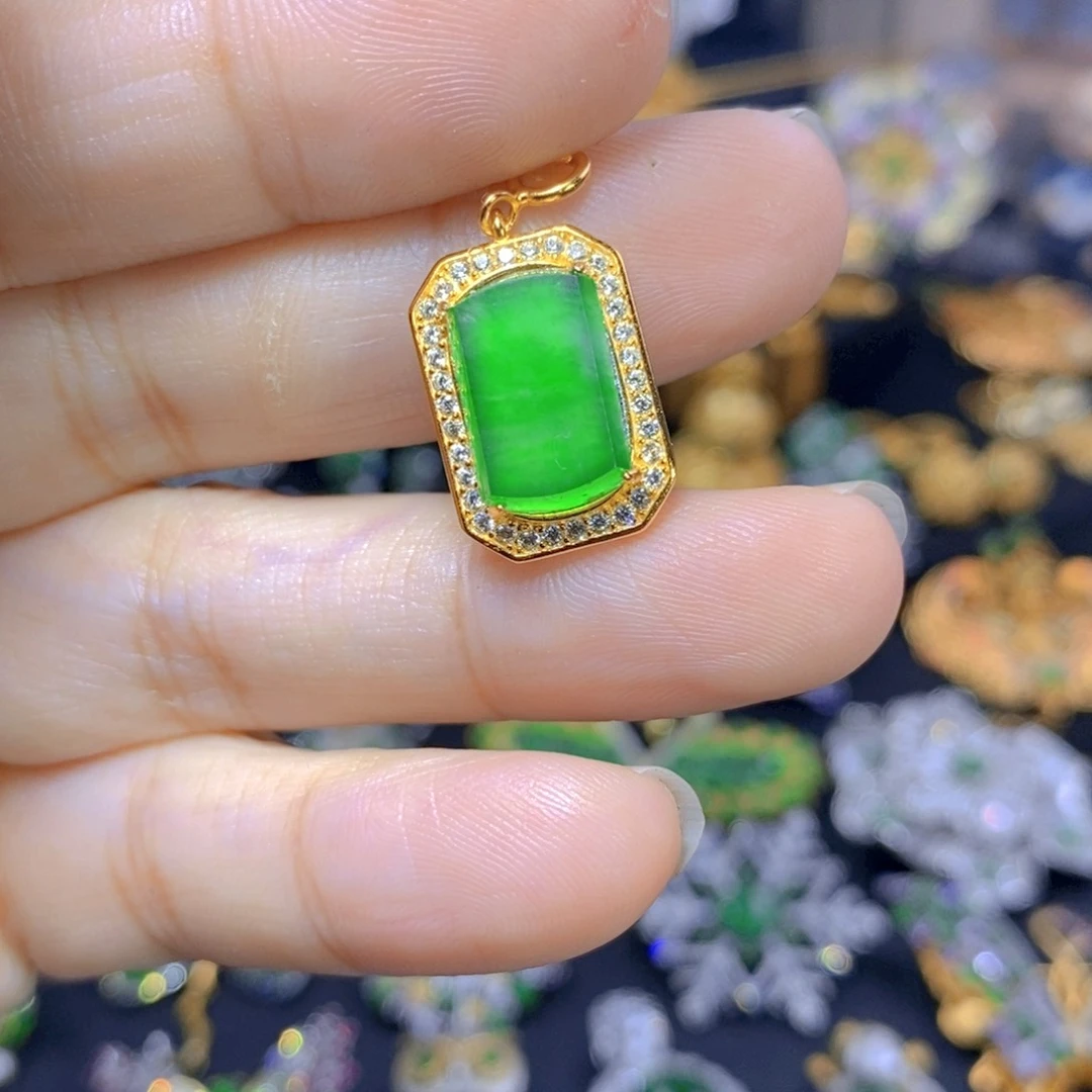 翡翠耳钉银S925镶嵌天然翡翠