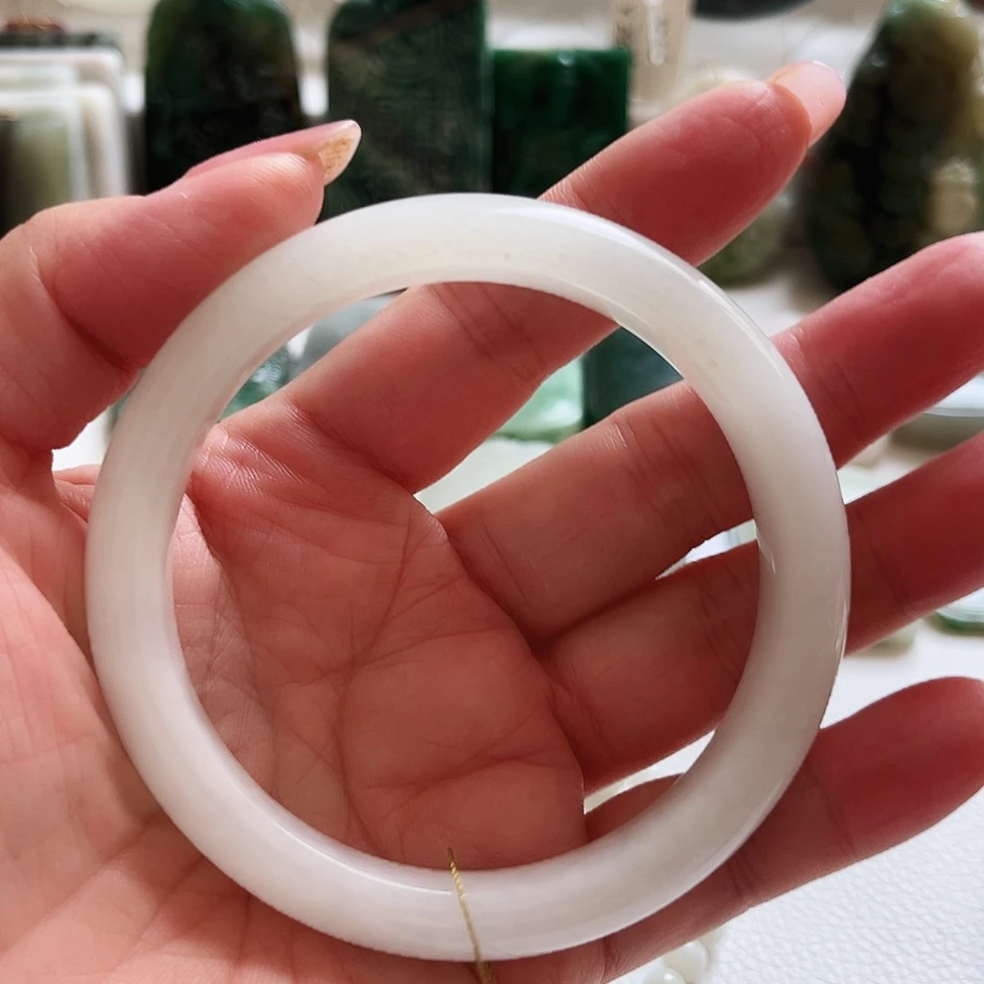 独山玉未镶嵌手镯0022