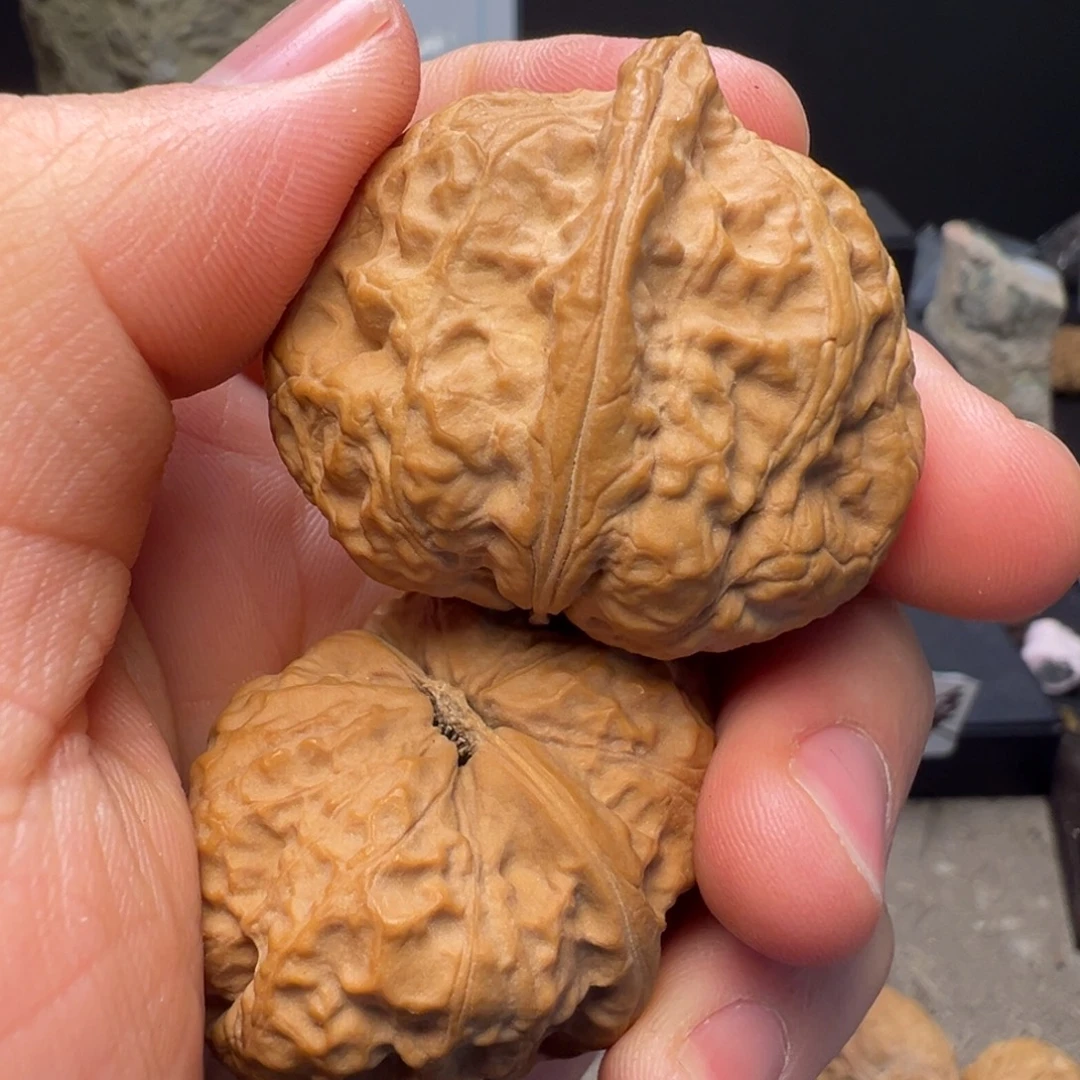 吊坠文玩核桃红山战斧42mm