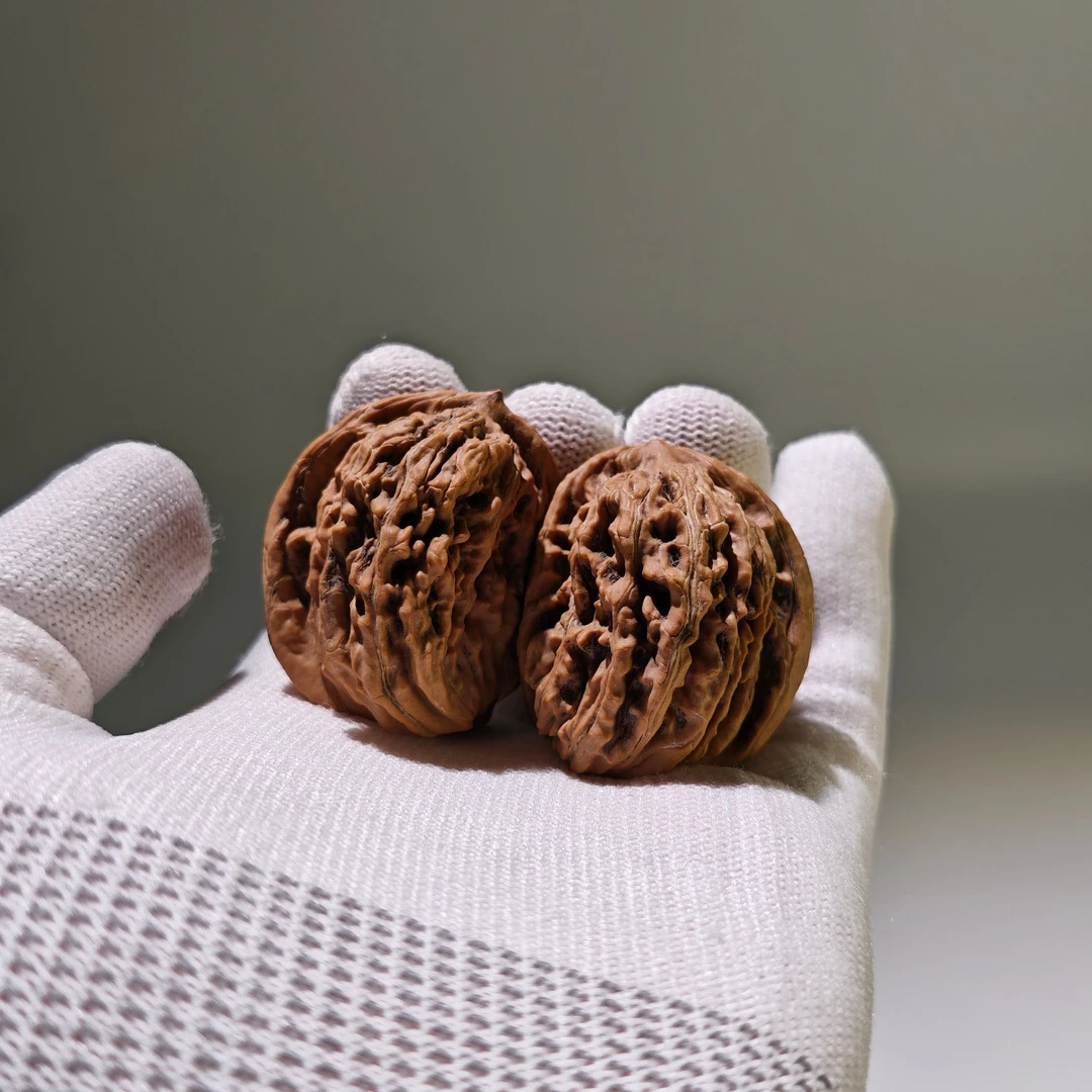 A250015四座楼半壁合体63肚39高41，全品大红皮流水纹菊花底