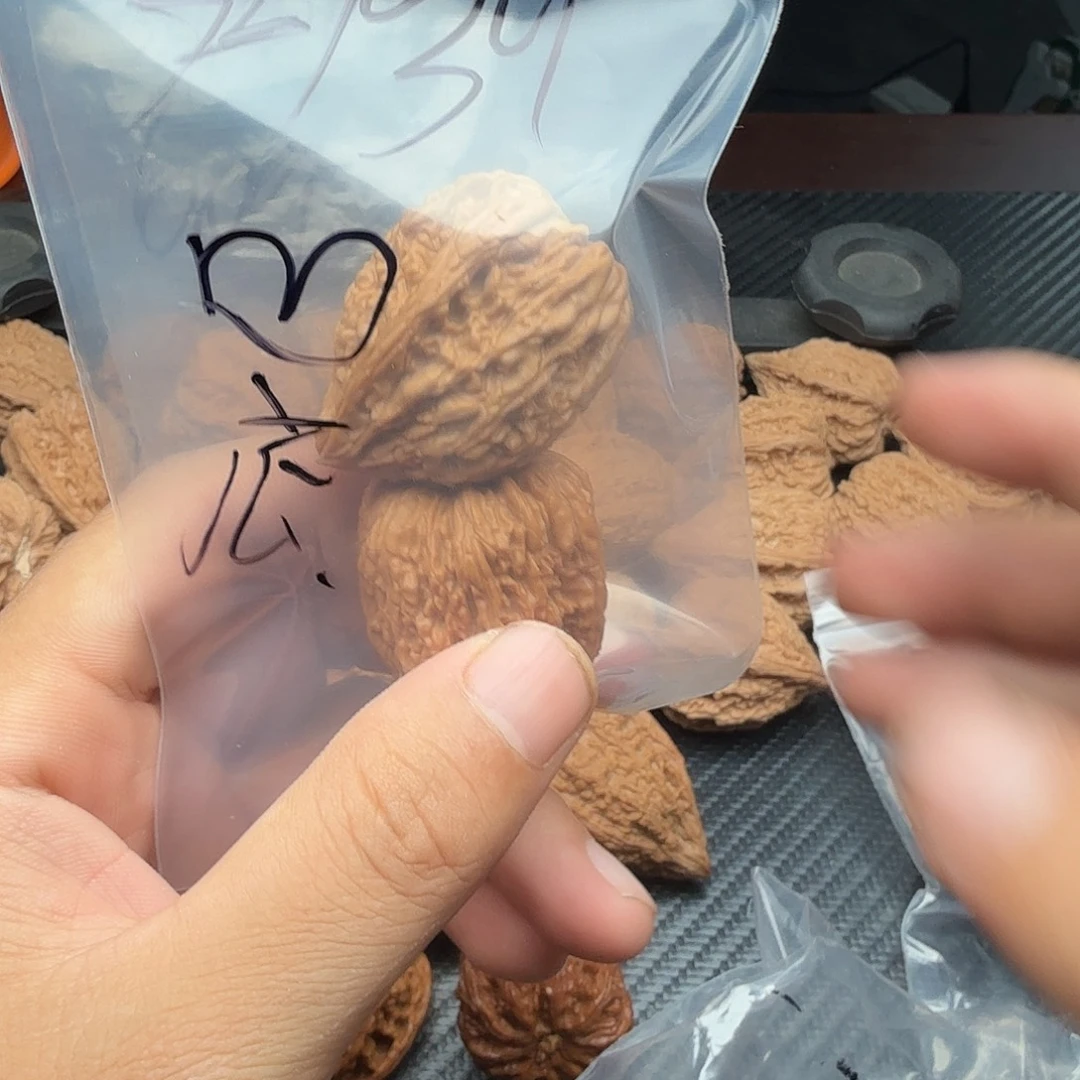 桃核吊坠福利塔尖凹的