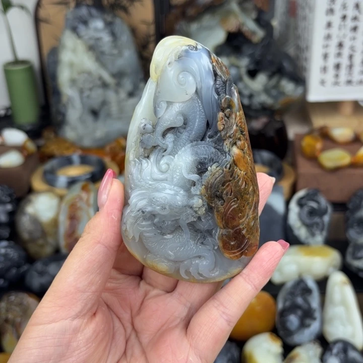 阳****未镶嵌和田玉挂件