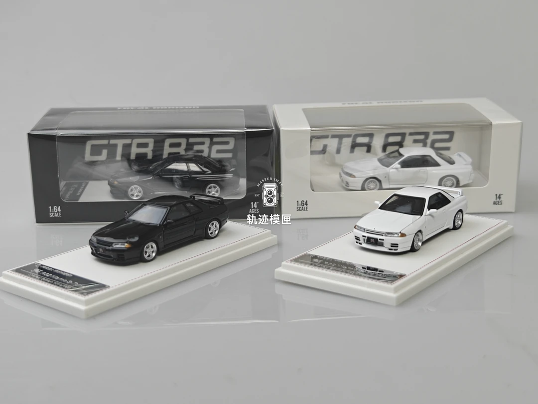 现货FH 1:64 日产尼桑GT-R R32 Nismo S-Tune开盖 合金汽车模型