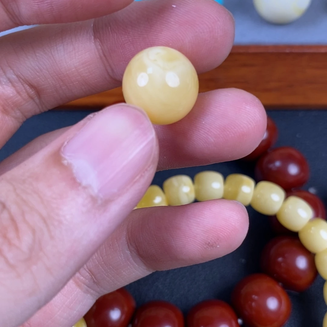 琥珀未镶嵌裸石微瑕46