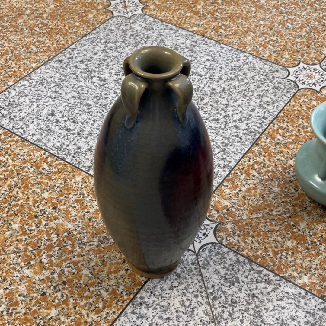 赏品钧四系瓶一个