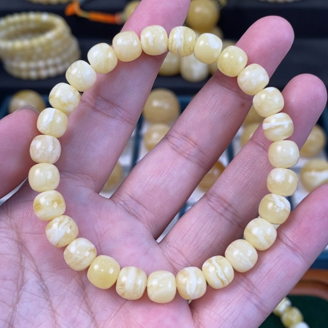 蜜蜡未镶嵌珠宝奇石