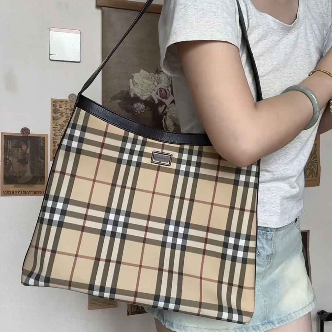 95新 BURBERRY/博柏利 XM/经典格纹手提单肩腋下包/WJ02722561