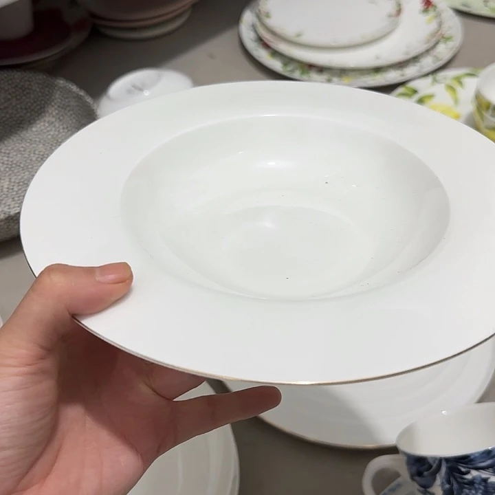 满15包邮微瑕骨瓷 zarahome草帽盘一个