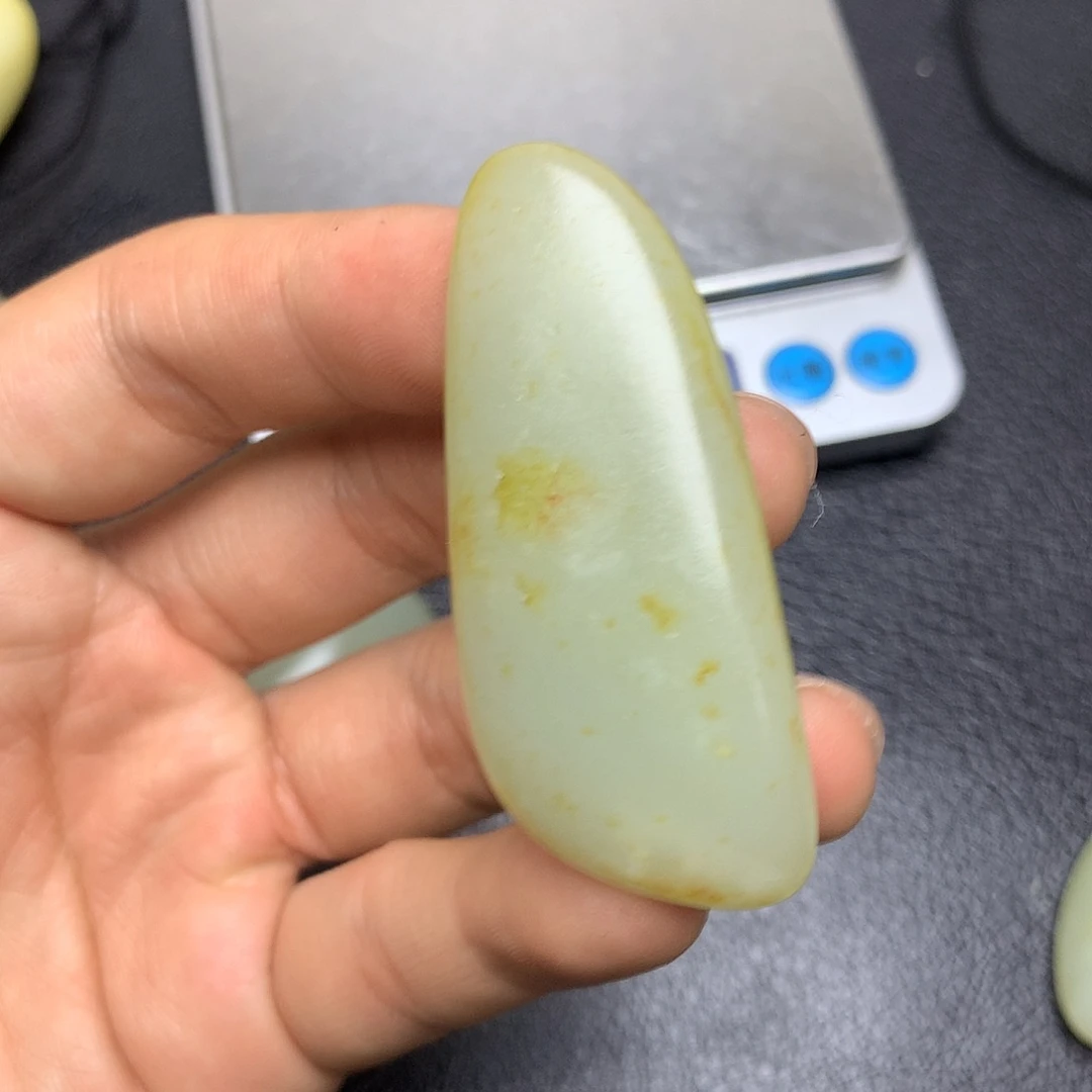 和田玉未镶嵌摆件