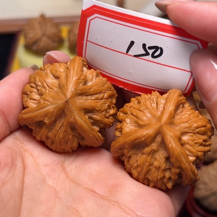 文玩核桃吊坠40全品御龙奔150