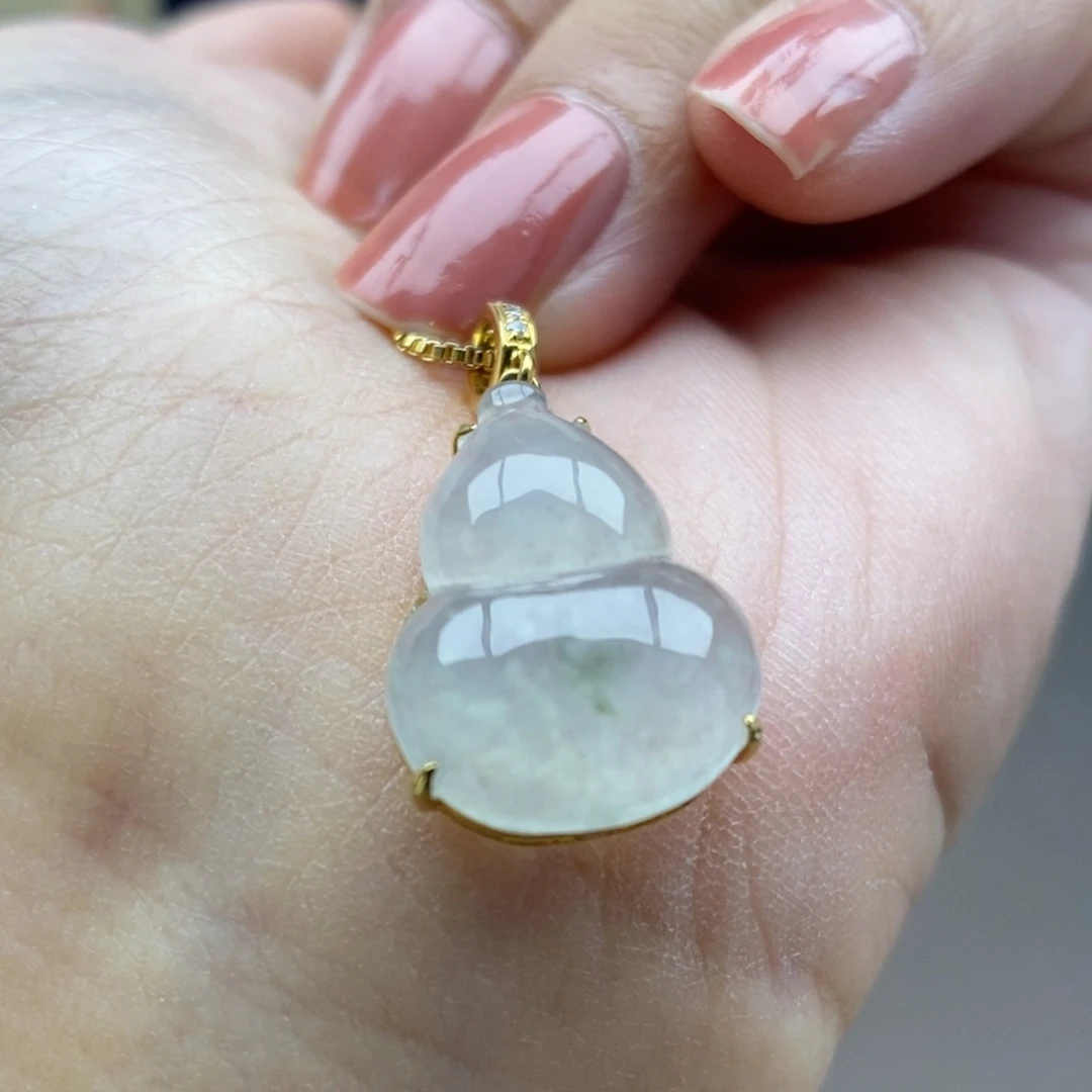 翡翠18K金镶嵌颈饰吊坠4