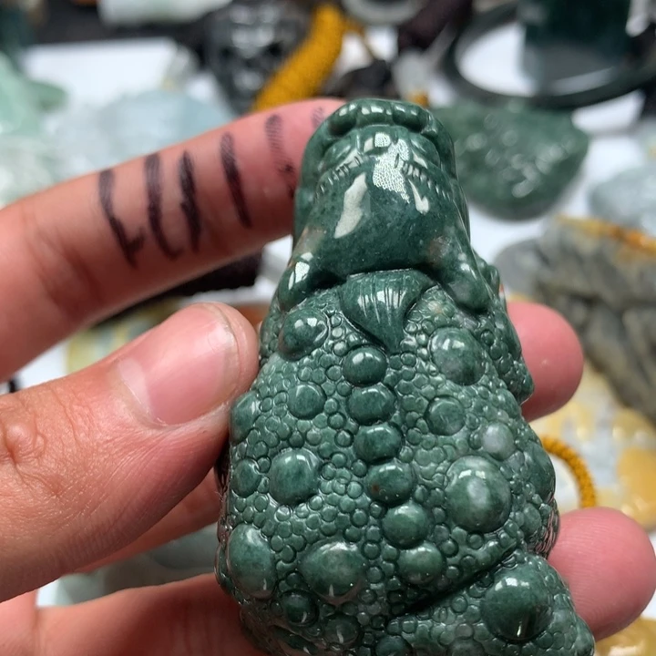 翡翠未镶嵌颈饰保真天然a货翡翠