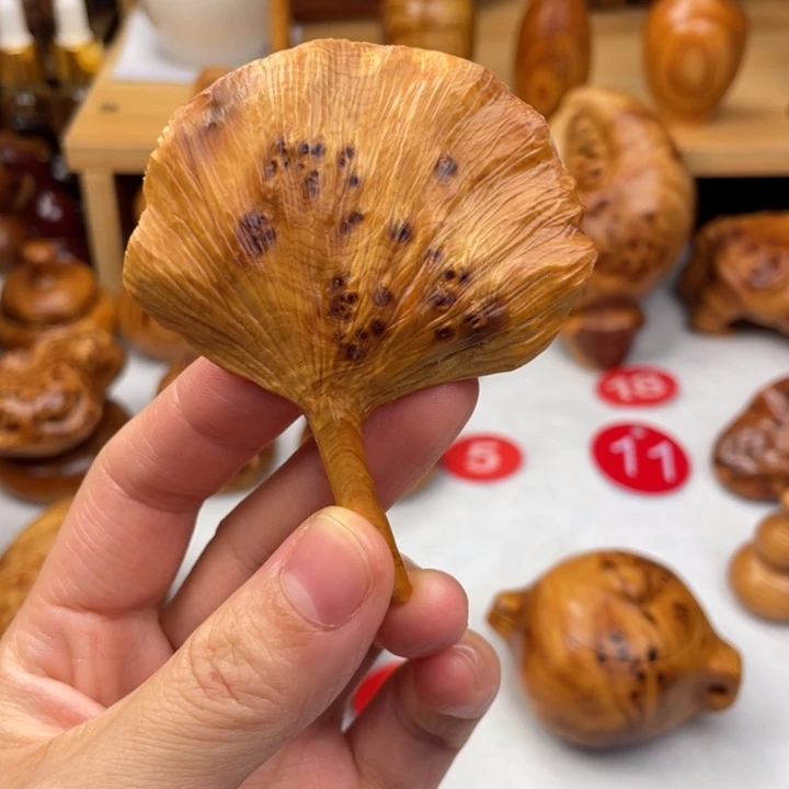 知***乐木太行陈化瘤把件
