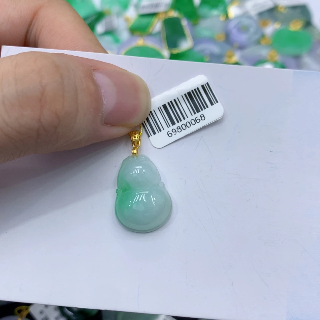 颈饰未镶嵌翡翠葫芦