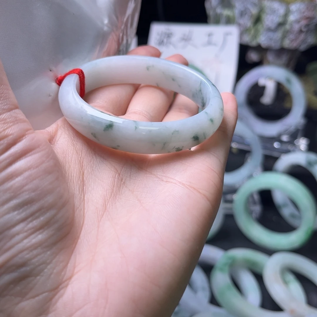 欣***～定制翡翠圈口未镶嵌