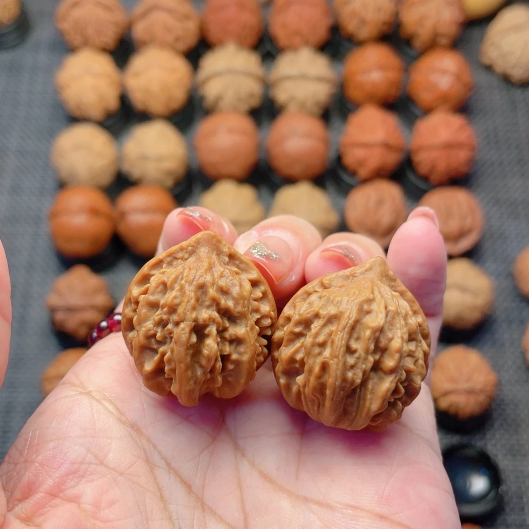 文玩核桃把件小火焰