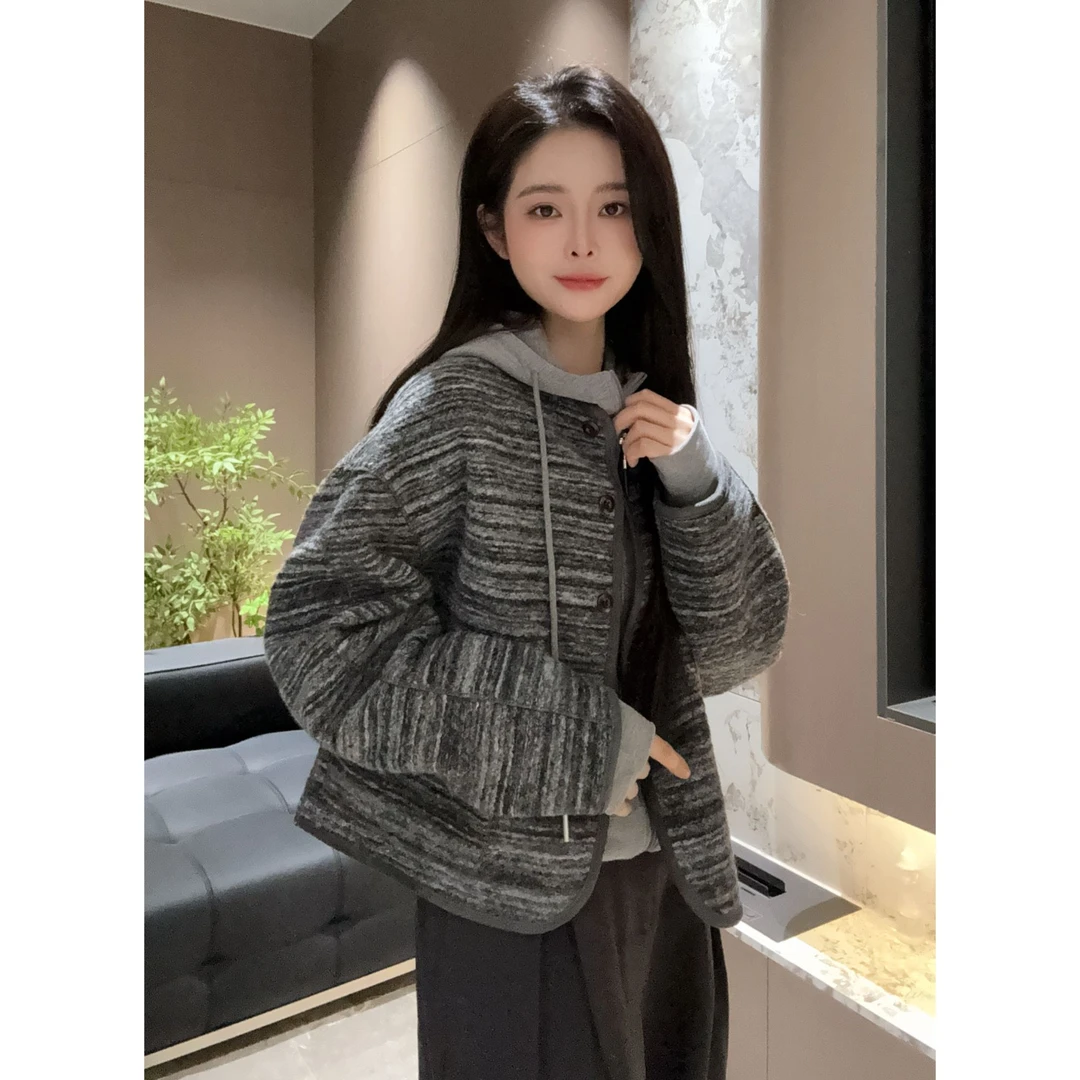 宿慕SUMU高级感气质小香风外套2025秋冬9-24新款宽松圆领外套8288