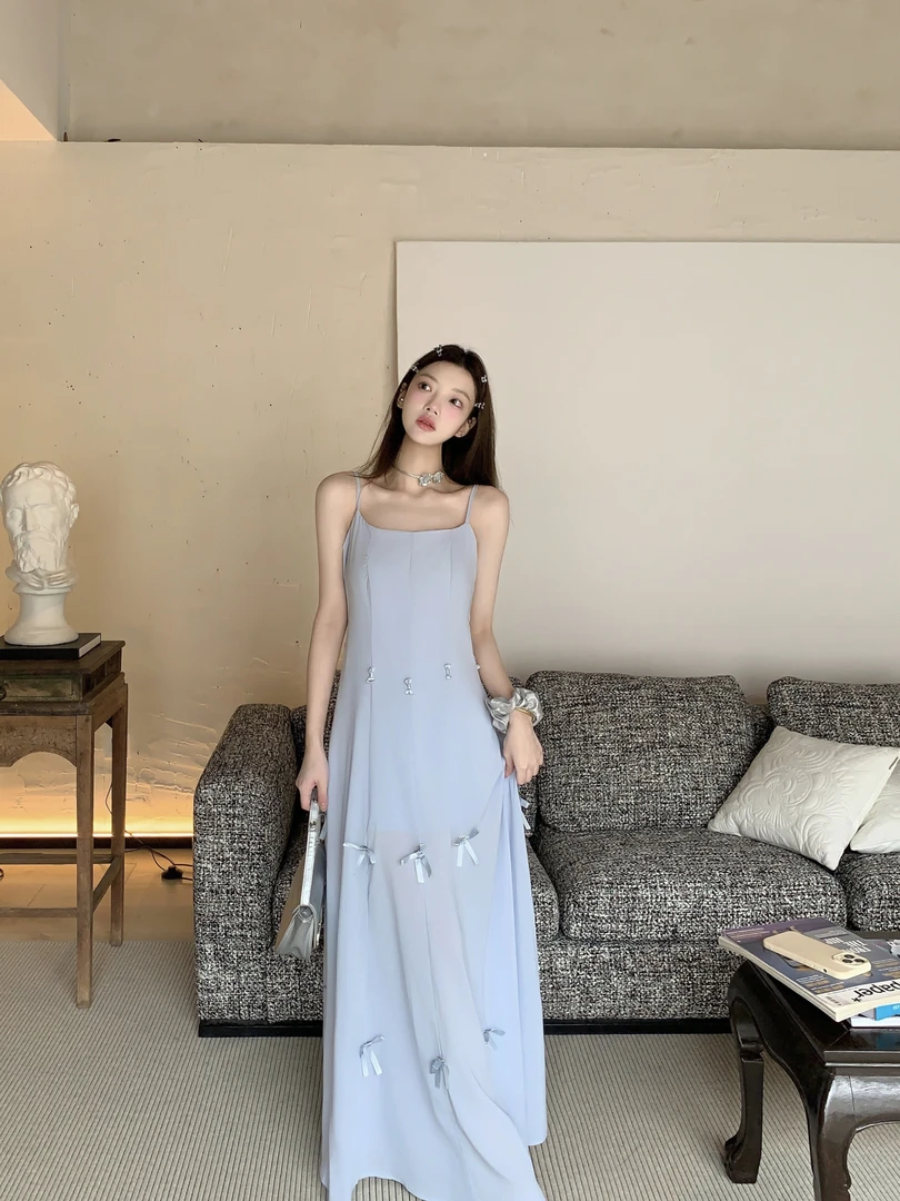 多重甜妮收腰显瘦中长吊带连衣裙女短裙修身重工蝴蝶结短裙