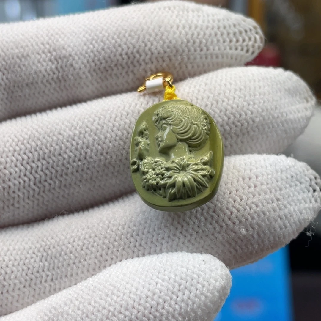 绿松石未镶嵌挂件