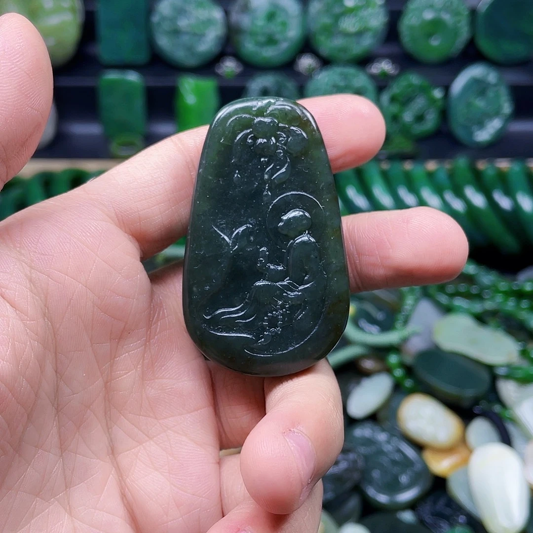 和田玉未镶嵌珠宝奇石