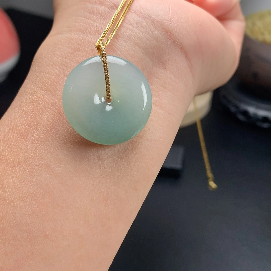 翡翠未镶嵌颈饰翡翠平安扣