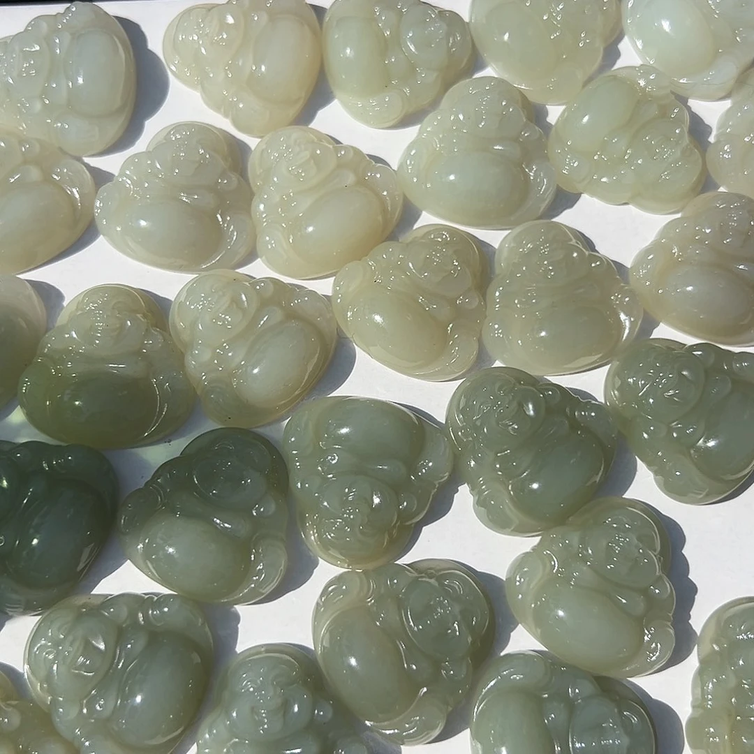 和田玉高冰无暇级特细多样性发货拍一发一未镶嵌