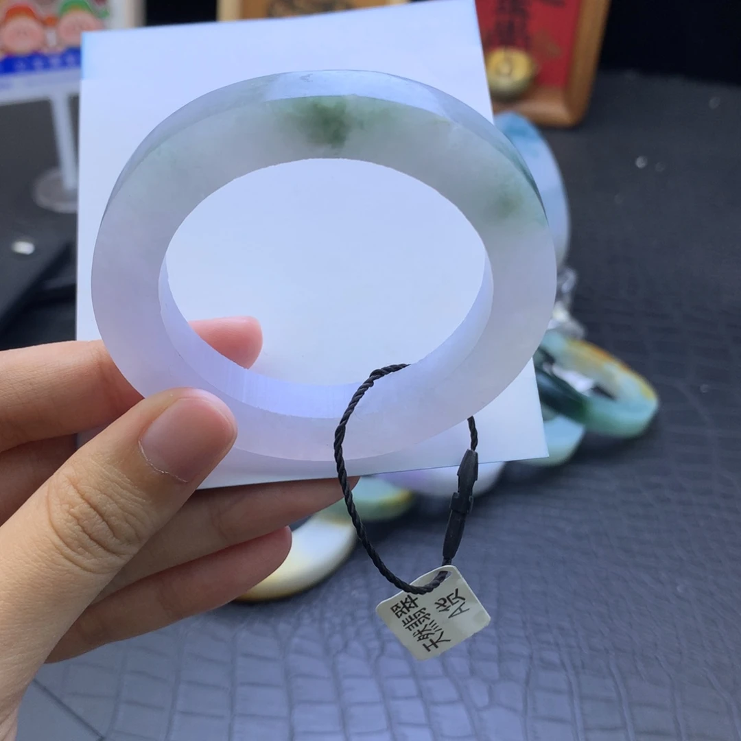 定制翡翠未镶嵌翡翠手镯