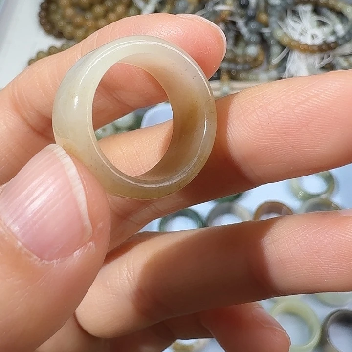 和田玉（糖玉）未镶嵌戒指17内径7